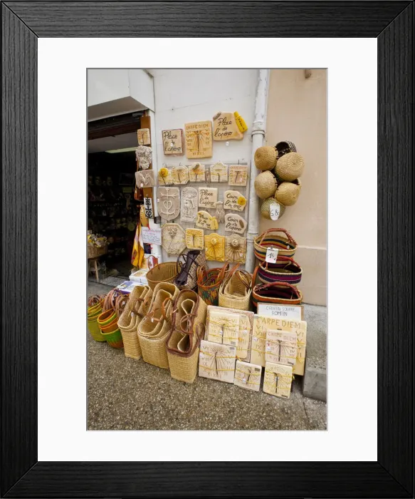 Framed Print : DDE-90029354