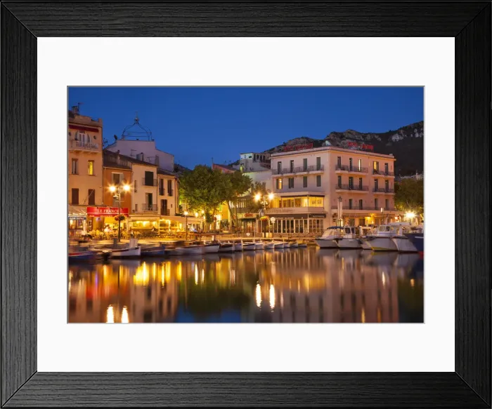 Framed Print : DDE-90029486 Framed Print : DDE-90029486