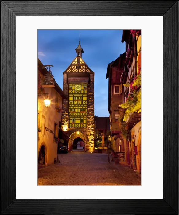 Framed Print : DDE-90029595 Framed Print : DDE-90029595