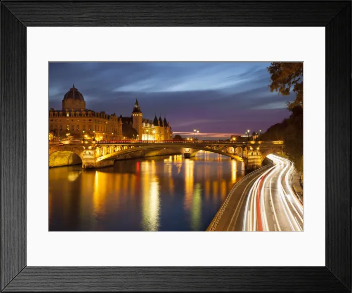 Framed Print : DDE-90029652 Framed Print : DDE-90029652