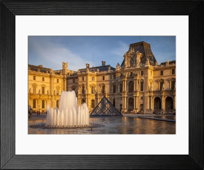 Framed Print : DDE-90029759