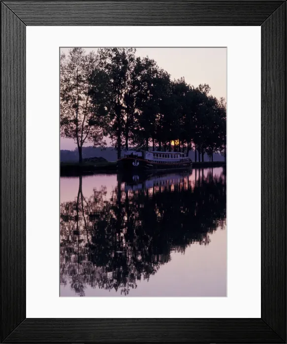 Framed Print : DDE-90029829 Framed Print : DDE-90029829