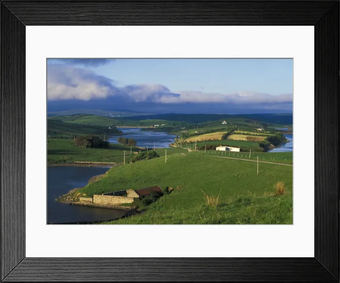 Framed Print : DDE-90032014 Framed Print : DDE-90032014
