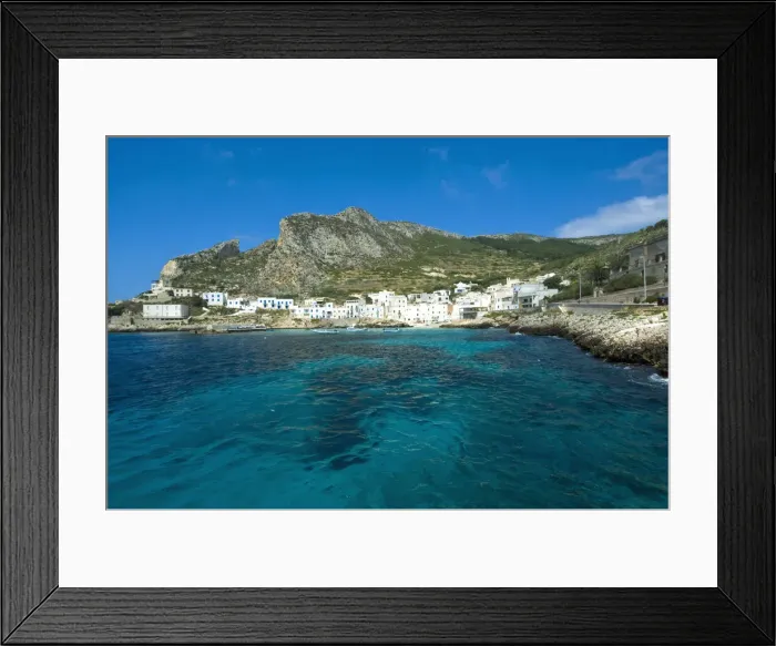 Framed Print : DDE-90032024 Framed Print : DDE-90032024