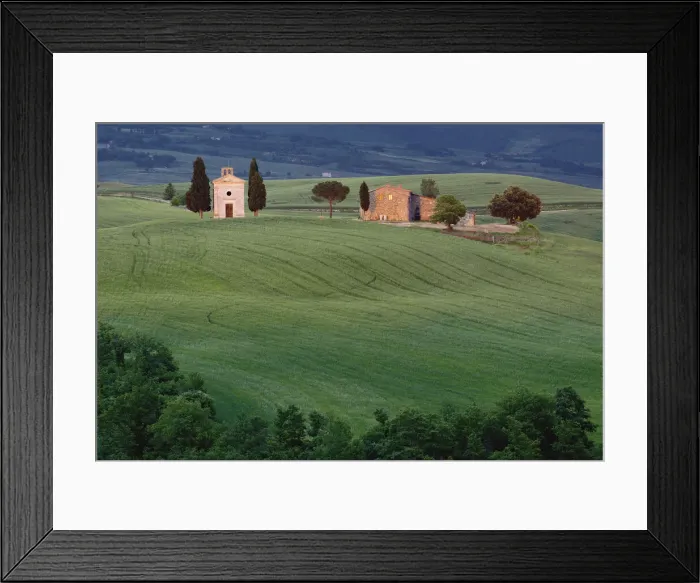 Framed Print : DDE-90032049 Framed Print : DDE-90032049