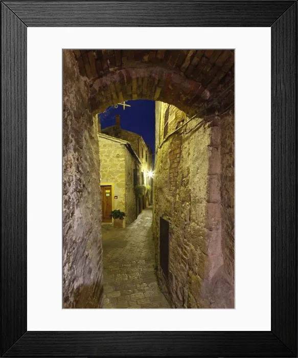 Framed Print : DDE-90032118 Framed Print : DDE-90032118