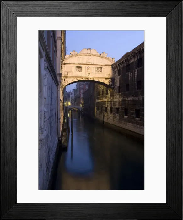 Framed Print : DDE-90032155