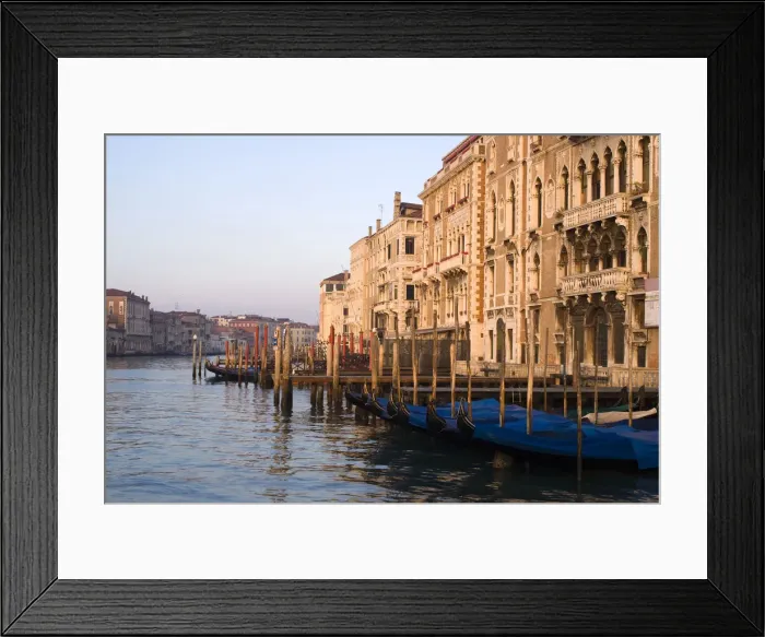 Framed Print : DDE-90032156 Framed Print : DDE-90032156
