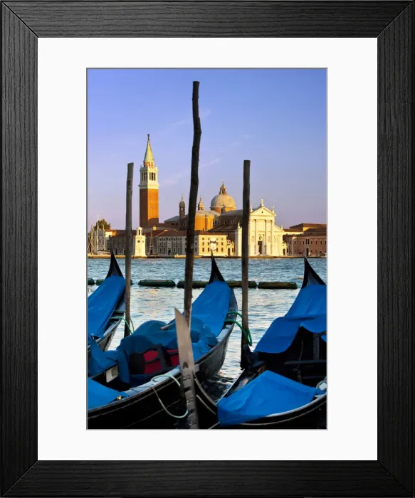 Framed Print : DDE-90032181
