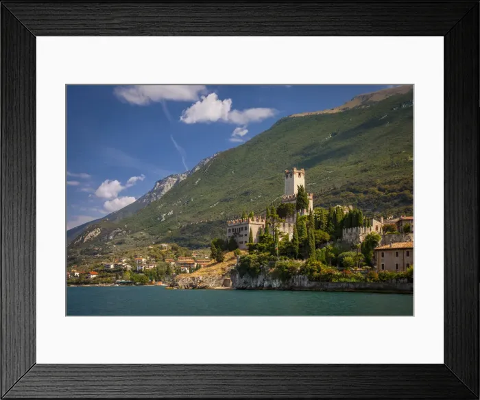 Framed Print : DDE-90032281 Framed Print : DDE-90032281