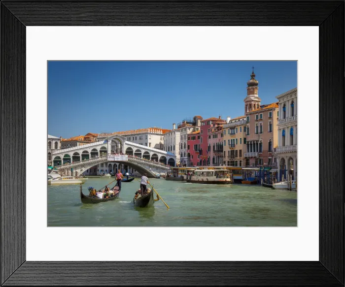 Framed Print : DDE-90032285 Framed Print : DDE-90032285