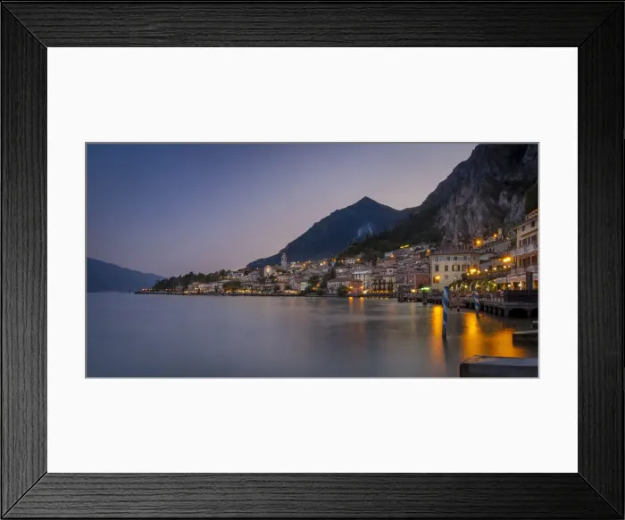 Framed Print : DDE-90032297