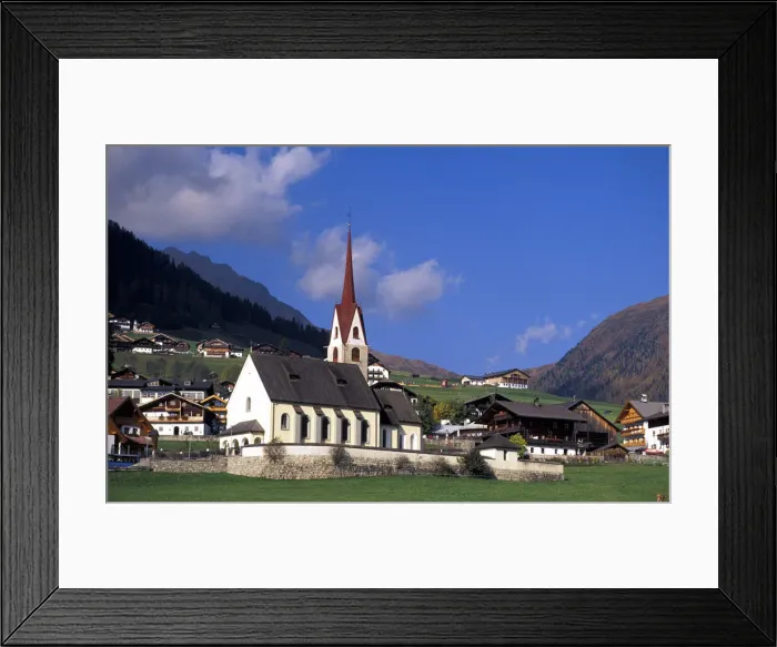 Framed Print : DDE-90032311 Framed Print : DDE-90032311