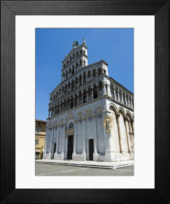 Framed Print : DDE-90032501 Framed Print : DDE-90032501