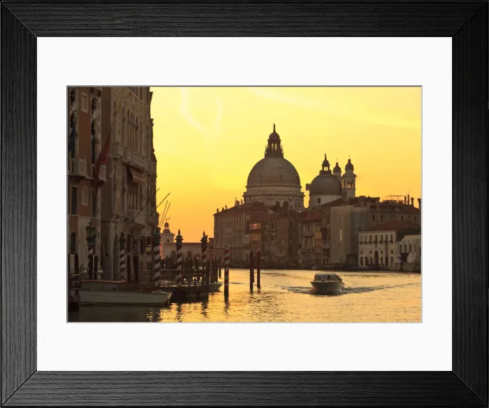 Framed Print : DDE-90032590 Framed Print : DDE-90032590