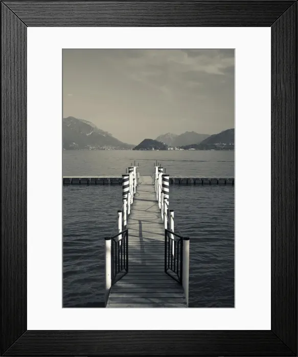 Framed Print : DDE-90032706 Framed Print : DDE-90032706
