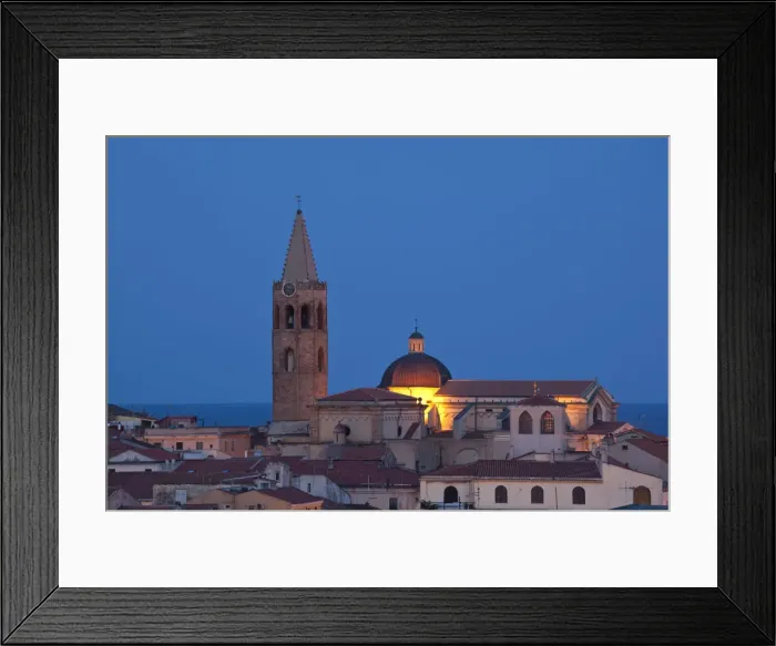 Framed Print : DDE-90032734 Framed Print : DDE-90032734