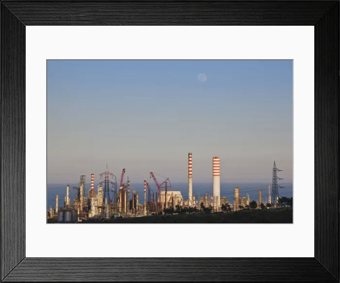 Framed Print : DDE-90032799 Framed Print : DDE-90032799