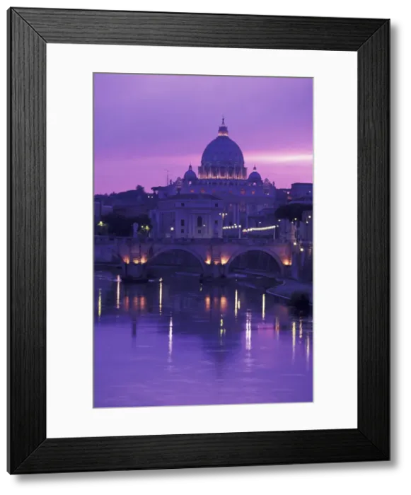 Framed Print : DDE-90032831 Framed Print : DDE-90032831