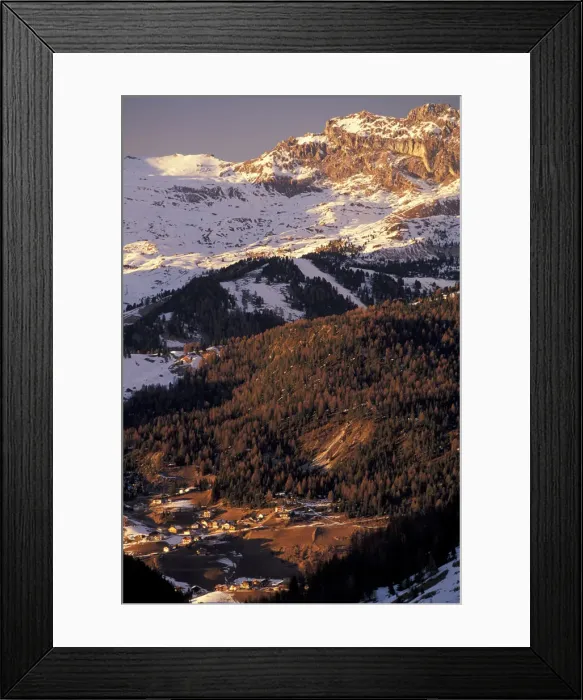 Framed Print : DDE-90032838 Framed Print : DDE-90032838