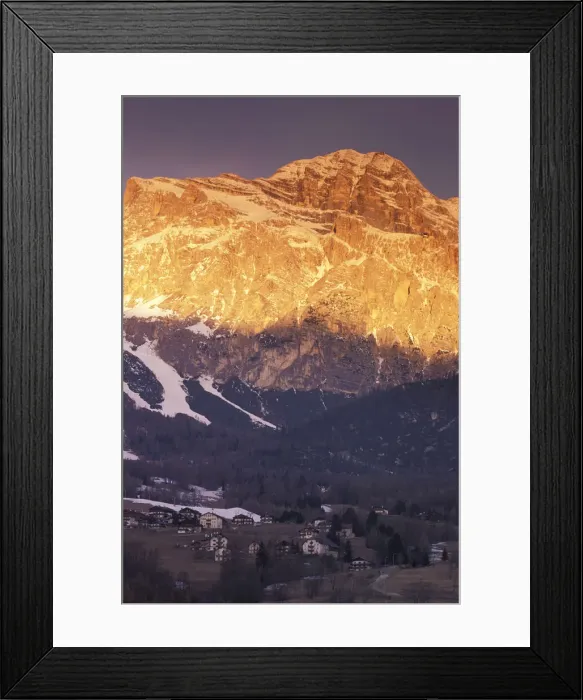 Framed Print : DDE-90032847 Framed Print : DDE-90032847