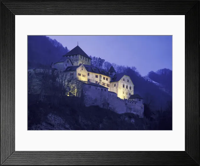 Framed Print : DDE-90032853 Framed Print : DDE-90032853