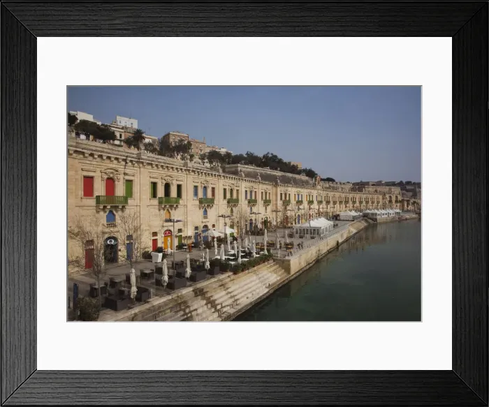 Framed Print : DDE-90032865