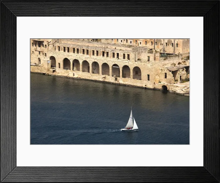 Framed Print : DDE-90032866 Framed Print : DDE-90032866