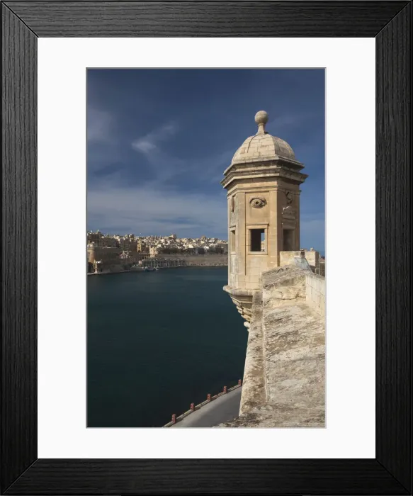 Framed Print : DDE-90032869 Framed Print : DDE-90032869