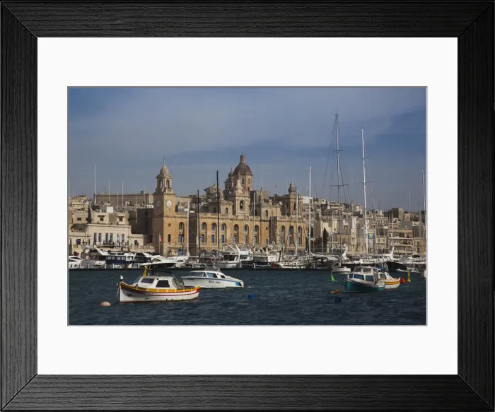 Framed Print : DDE-90032872 Framed Print : DDE-90032872