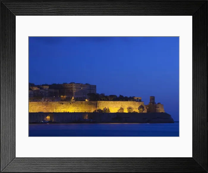 Framed Print : DDE-90032878 Framed Print : DDE-90032878