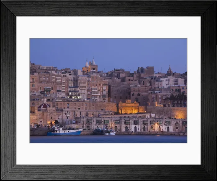 Framed Print : DDE-90032879 Framed Print : DDE-90032879
