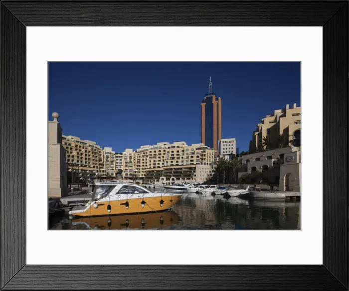 Framed Print : DDE-90032896 Framed Print : DDE-90032896