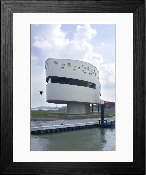 Framed Print : DDE-90033152 Framed Print : DDE-90033152