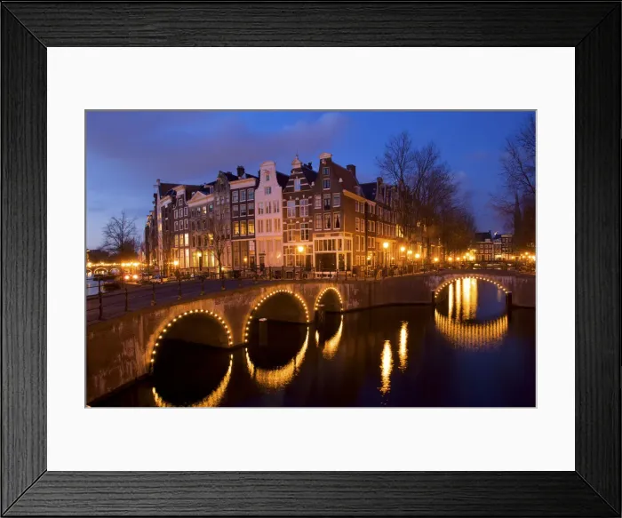 Framed Print : DDE-90033210 Framed Print : DDE-90033210