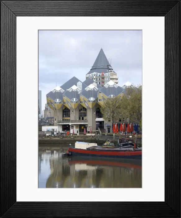 Framed Print : DDE-90033216 Framed Print : DDE-90033216