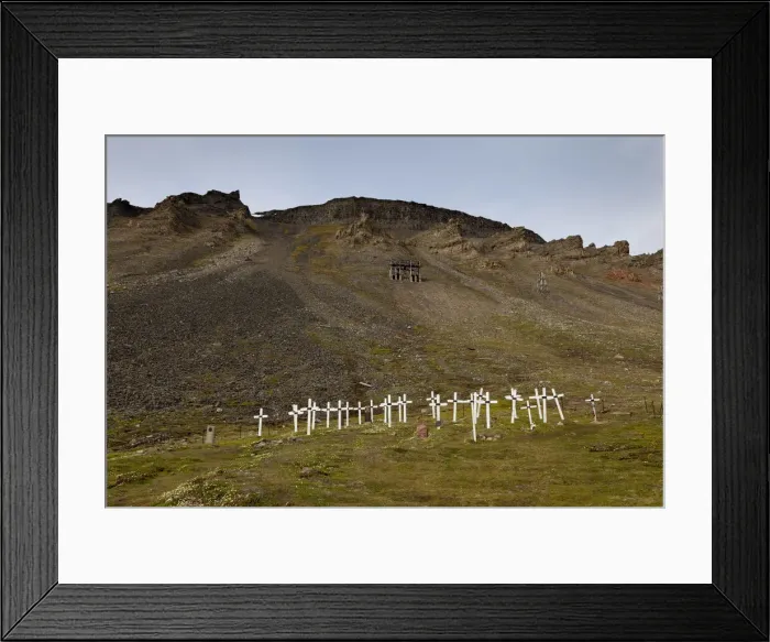 Framed Print : DDE-90033256 Framed Print : DDE-90033256