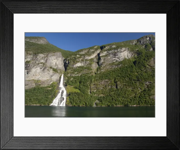 Framed Print : DDE-90033263 Framed Print : DDE-90033263