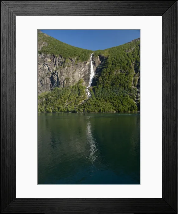 Framed Print : DDE-90033268 Framed Print : DDE-90033268