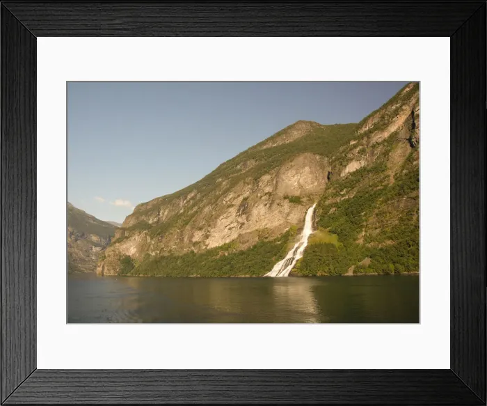 Framed Print : DDE-90033264 Framed Print : DDE-90033264