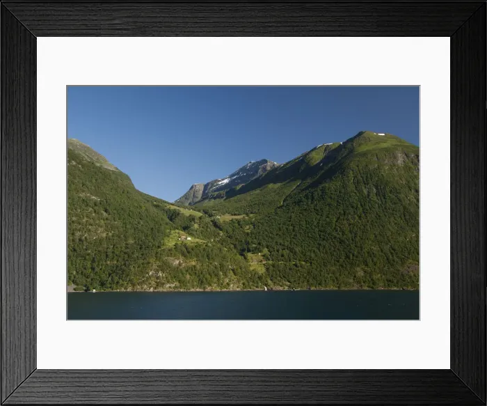 Framed Print : DDE-90033274 Framed Print : DDE-90033274