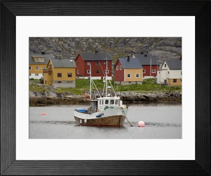 Framed Print : DDE-90033282 Framed Print : DDE-90033282