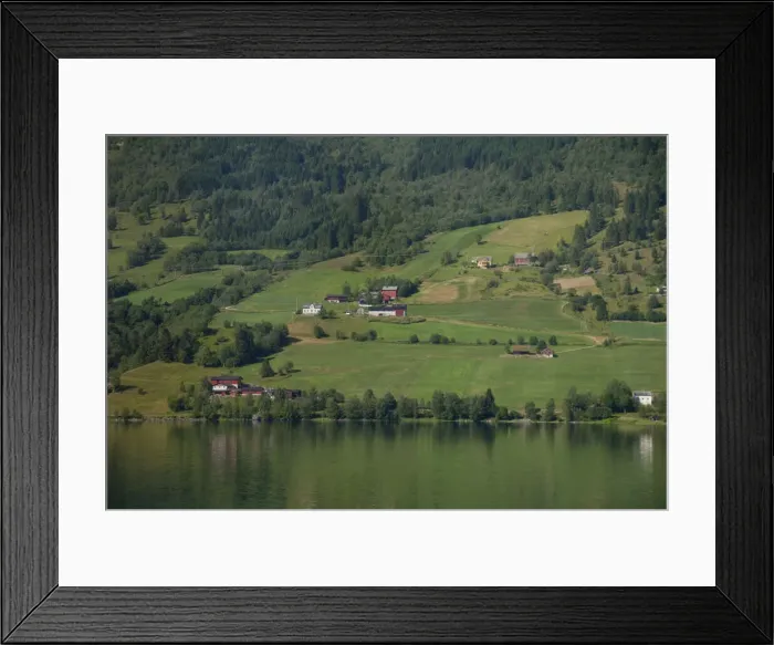 Framed Print : DDE-90033284 Framed Print : DDE-90033284