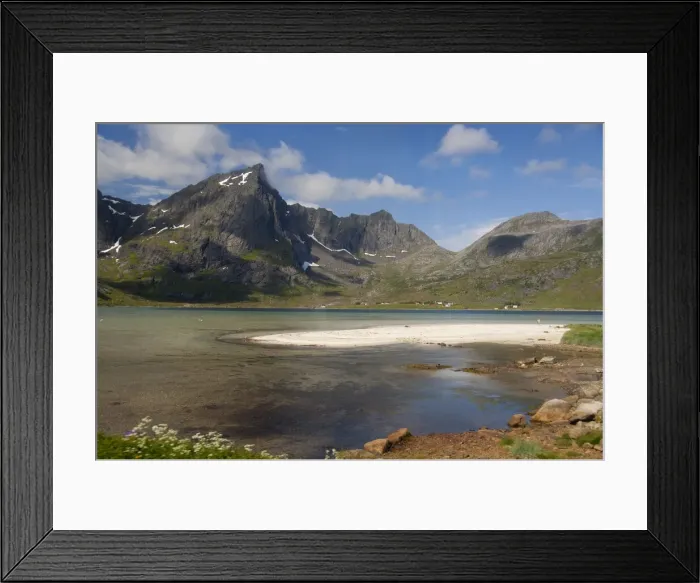 Framed Print : DDE-90033294 Framed Print : DDE-90033294