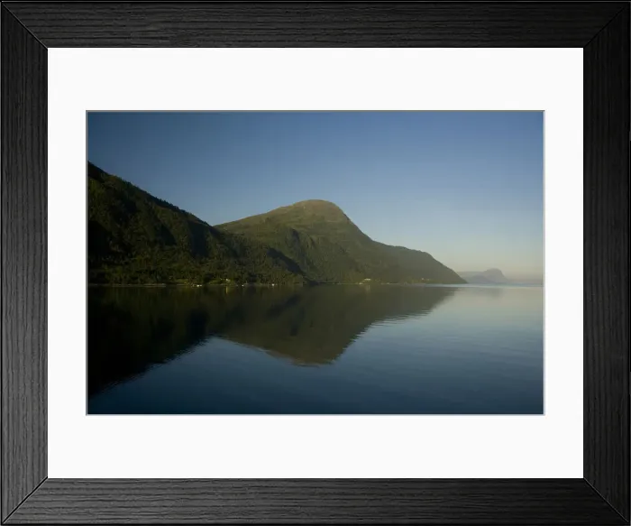 Framed Print : DDE-90033312 Framed Print : DDE-90033312
