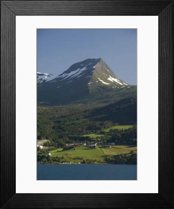 Framed Print : DDE-90033321 Framed Print : DDE-90033321