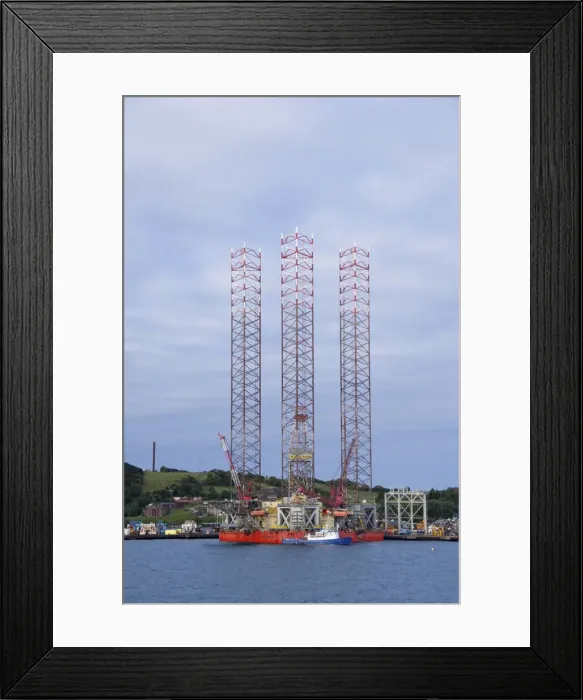 Framed Print : DDE-90033322 Framed Print : DDE-90033322