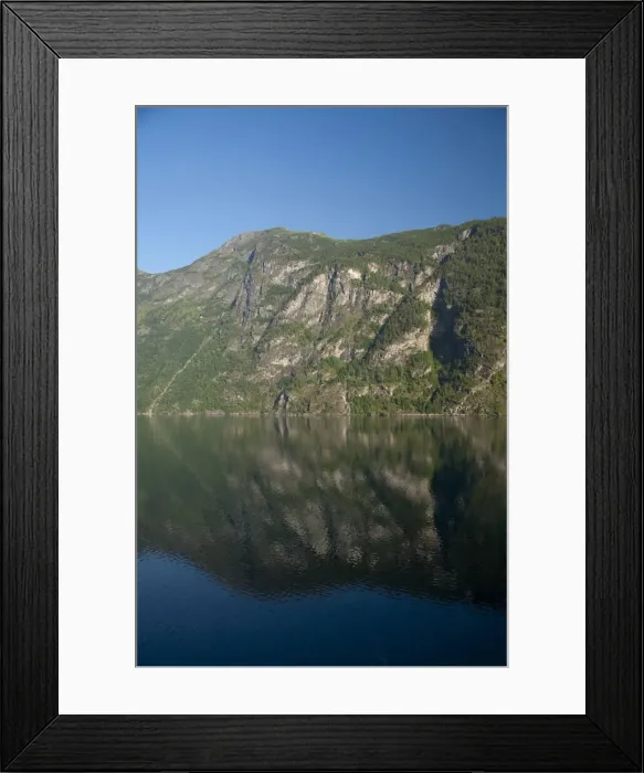 Framed Print : DDE-90033318 Framed Print : DDE-90033318