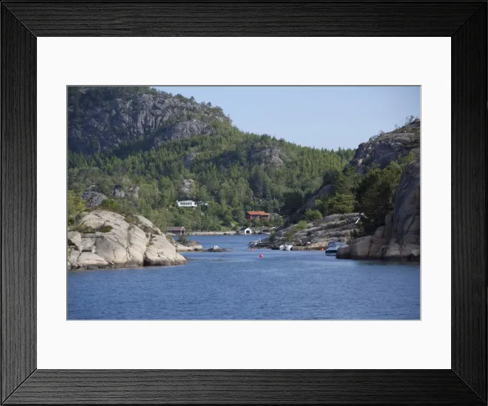 Framed Print : DDE-90033325 Framed Print : DDE-90033325