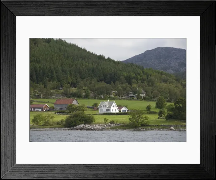 Framed Print : DDE-90033326 Framed Print : DDE-90033326